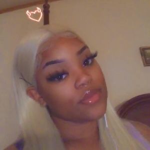 Meet your Posher, Nasya